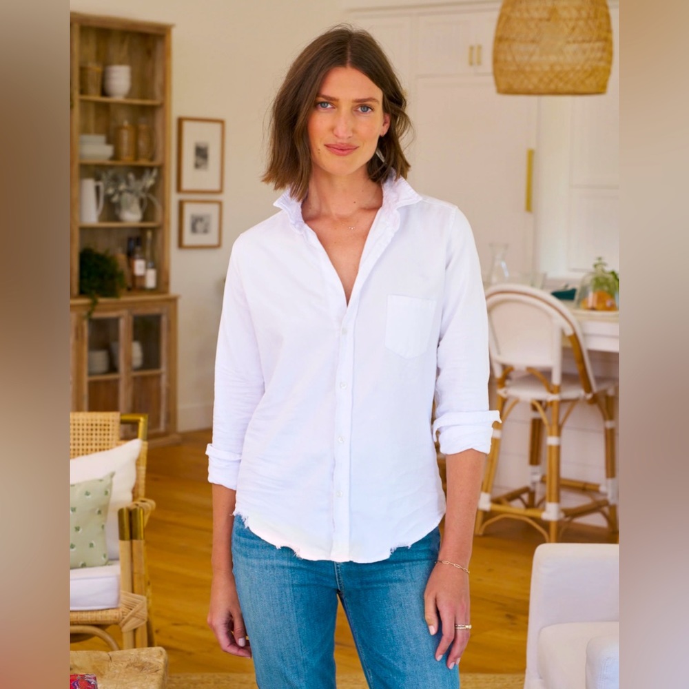 Frank & Eileen XS Famous Denim White Barry button-up shirt.